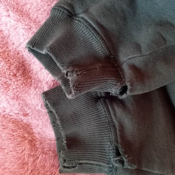 Vintage Forest Green Club Monaco Heritage Crest Sweatshirt - Size Medium - Picture 7 of 11